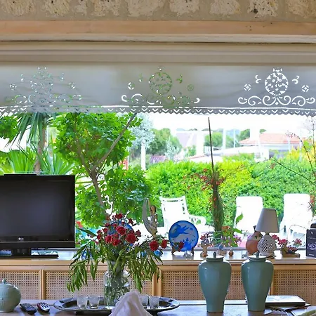 Stone Villa,large Garden,swimming Pool, Very Close The Beautiful . ヴィラ *